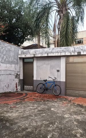Casa para alugar com 210m², 3 quartos e 2 vagasGaragem - Três Vagas