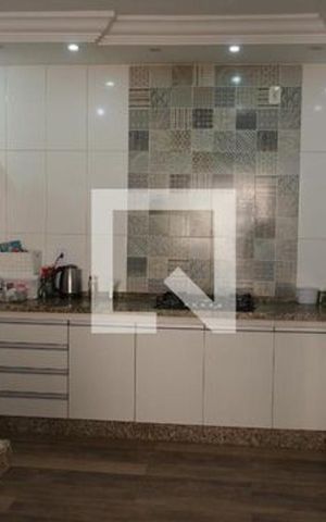 Casa para alugar com 300m², 3 quartos e 3 vagas Casa para alugar com 300m², 3 quartos e 3 vagasCozinha