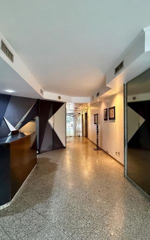 Apartamento para alugar com 38m², 1 quarto e sem vaga Apartamento para alugar com 38m², 1 quarto e sem vagaHall Social Bloco