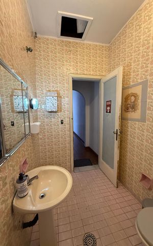 Casa à venda com 180m², 4 quartos e 1 vaga