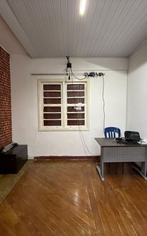 Casa à venda com 180m², 4 quartos e 1 vaga