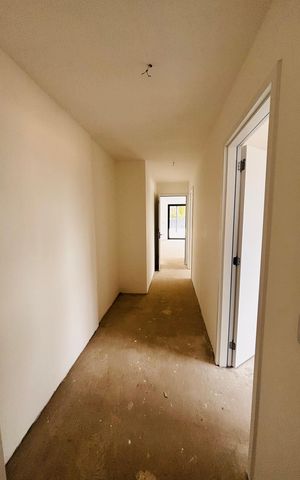 Apartamento à venda com 386m², 3 quartos e 4 vagas Apartamento à venda com 386m², 3 quartos e 4 vagasCorredor quartos