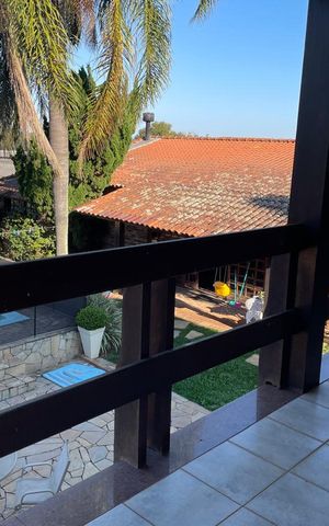 Casa para alugar com 340m², 4 quartos e 5 vagas Casa para alugar com 340m², 4 quartos e 5 vagasVaranda