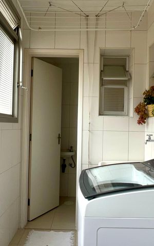 Apartamento à venda com 118m², 3 quartos e 1 vaga Apartamento à venda com 118m², 3 quartos e 1 vagaÁrea de Serviço
