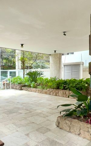 Apartamento à venda com 118m², 3 quartos e 1 vaga Apartamento à venda com 118m², 3 quartos e 1 vagaEntrada