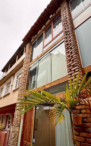 Casa de condomínio à venda com 95m², 2 quartos e sem vaga