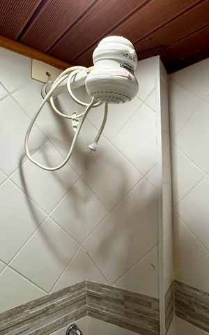Casa de condomínio à venda com 95m², 2 quartos e sem vaga
