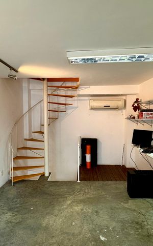 Casa de condomínio à venda com 95m², 2 quartos e sem vaga