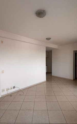 Apartamento à venda com 72m², 3 quartos e 1 vaga Apartamento à venda com 72m², 3 quartos e 1 vagaSala