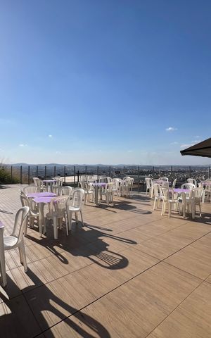 Apartamento para alugar com 50m², 2 quartos e 1 vaga Apartamento para alugar com 50m², 2 quartos e 1 vagaÁrea comum - Salão de festas