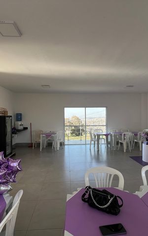 Apartamento para alugar com 50m², 2 quartos e 1 vaga Apartamento para alugar com 50m², 2 quartos e 1 vagaÁrea comum - Salão de festas