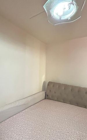 Casa à venda com 58m², 2 quartos e 1 vagaQuarto 1