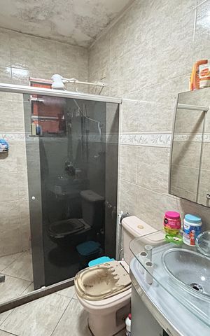 Casa à venda com 58m², 2 quartos e 1 vagaBanheiro