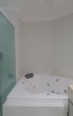 Apartamento para alugar com 225m², 4 quartos e 2 vagasBanheiro Suíte