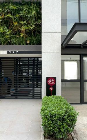 Apartamento à venda com 37m², 1 quarto e sem vaga Apartamento à venda com 37m², 1 quarto e sem vagaFachada