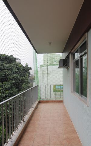 Apartamento para alugar com 113m², 3 quartos e 2 vagasSala - Varanda