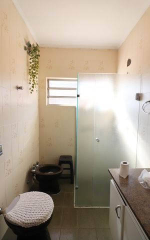 Casa à venda com 180m², 3 quartos e 2 vagasBanheiro Social