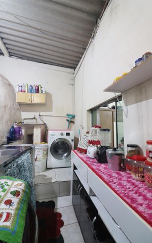 Casa à venda com 100m², 2 quartos e 1 vagaÁrea de Serviço