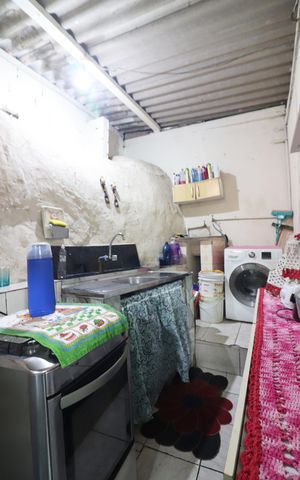 Casa à venda com 100m², 2 quartos e 1 vagaÁrea de Serviço