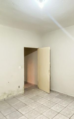 Casa para alugar com 47m², 1 quarto e sem vagaQuarto 