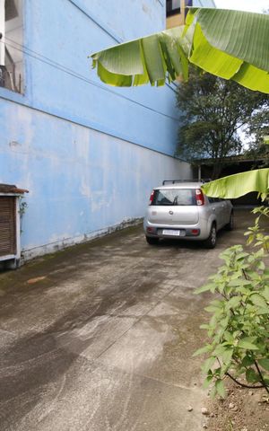 Casa à venda com 1187m², 2 quartos e 1 vagaQuintal