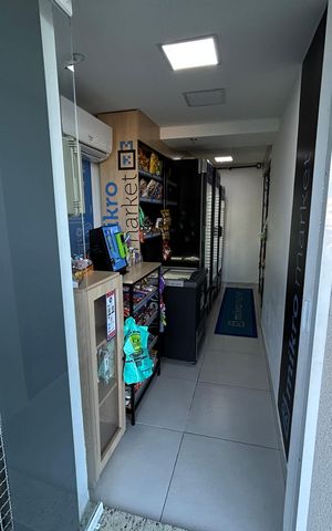 Apartamento à venda com 75m², 2 quartos e 1 vagaÁrea comum