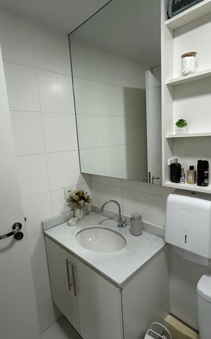 Apartamento à venda com 75m², 2 quartos e 1 vagaBanheiro Social