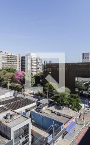 Apartamento à venda com 24m², 1 quarto e sem vaga Apartamento à venda com 24m², 1 quarto e sem vagaVaranda