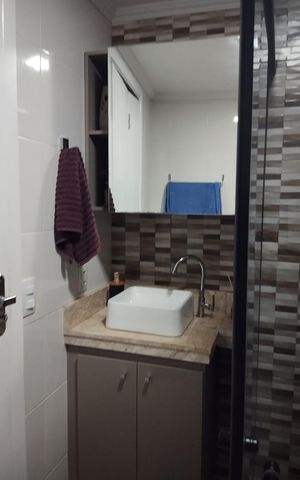 Apartamento à venda com 47m², 2 quartos e 1 vaga Apartamento à venda com 47m², 2 quartos e 1 vagaBanheiro