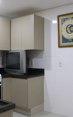 Casa para alugar com 200m², 4 quartos e 3 vagasCozinha