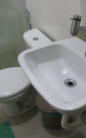 Casa para alugar com 200m², 4 quartos e 3 vagasBanheiro 1