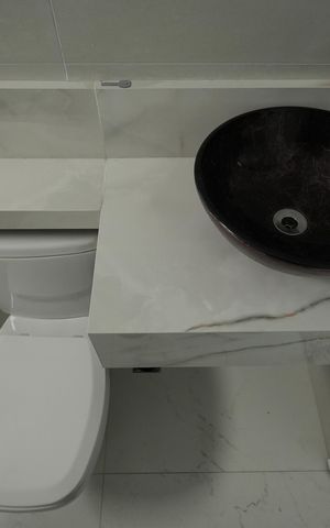 Apartamento à venda com 54m², 2 quartos e 1 vagaBanheiro Social