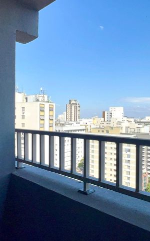 Studio à venda com 25m², 1 quarto e sem vaga Studio à venda com 25m², 1 quarto e sem vagaVaranda