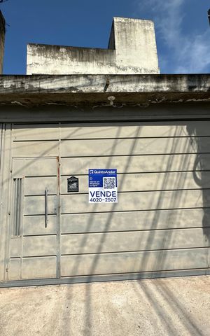 Casa à venda com 146m², 1 quarto e 3 vagas Casa à venda com 146m², 1 quarto e 3 vagasFachada