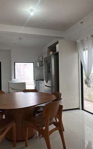 Casa à venda com 146m², 1 quarto e 3 vagas Casa à venda com 146m², 1 quarto e 3 vagasCozinha