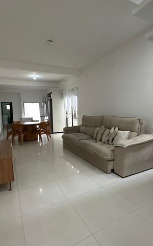 Casa à venda com 146m², 1 quarto e 3 vagas Casa à venda com 146m², 1 quarto e 3 vagasSala