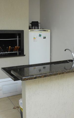 Casa para alugar com 168m², 3 quartos e 2 vagasChurrasqueira