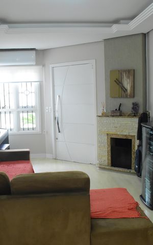 Casa para alugar com 168m², 3 quartos e 2 vagasSala