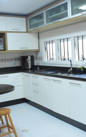 Casa para alugar com 168m², 3 quartos e 2 vagasCozinha