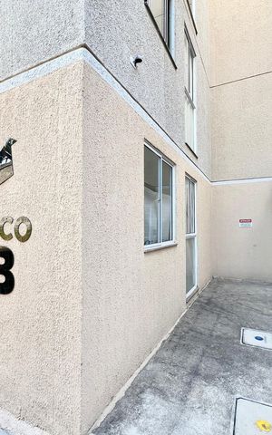 Apartamento para alugar com 48m², 2 quartos e 1 vaga Apartamento para alugar com 48m², 2 quartos e 1 vagaHall de entrada