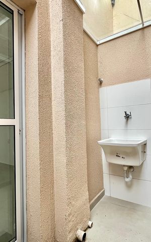 Studio para alugar com 30m², 1 quarto e sem vaga Studio para alugar com 30m², 1 quarto e sem vagaÁrea de Serviço