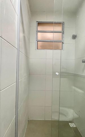 Studio para alugar com 30m², 1 quarto e sem vaga Studio para alugar com 30m², 1 quarto e sem vagaBanheiro