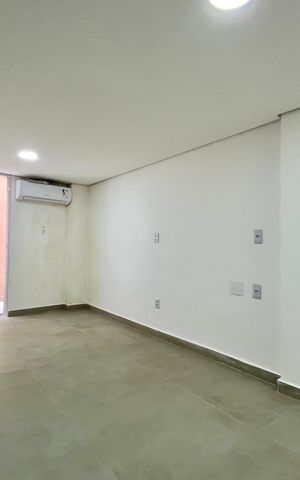 Studio para alugar com 30m², 1 quarto e sem vaga Studio para alugar com 30m², 1 quarto e sem vagaSala/Quarto
