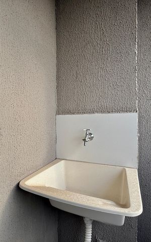 Apartamento à venda com 37m², 2 quartos e sem vaga Apartamento à venda com 37m², 2 quartos e sem vagaÁrea de Serviço