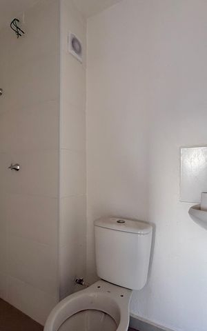 Apartamento à venda com 37m², 2 quartos e sem vaga Apartamento à venda com 37m², 2 quartos e sem vagaBanheiro