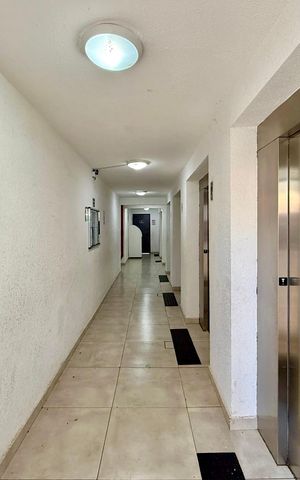 Apartamento à venda com 37m², 2 quartos e sem vaga Apartamento à venda com 37m², 2 quartos e sem vagaHall Social Bloco