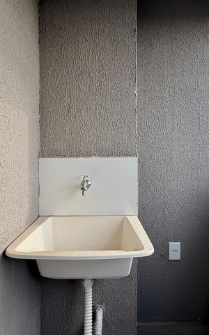 Apartamento à venda com 37m², 2 quartos e sem vaga Apartamento à venda com 37m², 2 quartos e sem vagaÁrea de Serviço