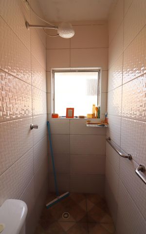 Casa à venda com 150m², 3 quartos e sem vagaBanheiro Social