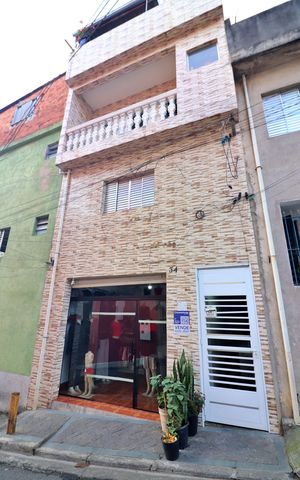 Casa à venda com 150m², 3 quartos e sem vagaFachada