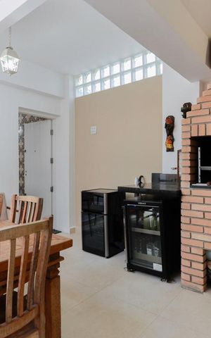Casa à venda com 700m², 2 quartos e 2 vagas Casa à venda com 700m², 2 quartos e 2 vagasÁrea de lazer
